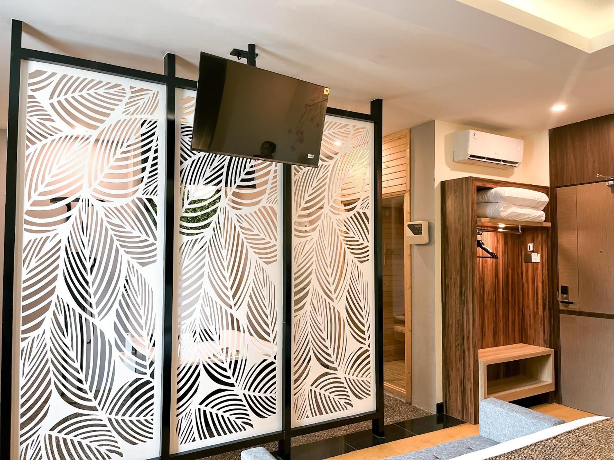 Oak Tree Urban Hotel Yakarta Exterior foto
