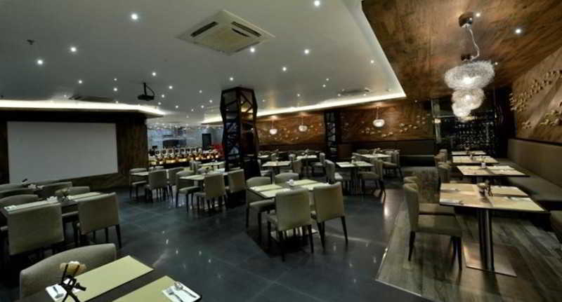 Oak Tree Urban Hotel Yakarta Exterior foto